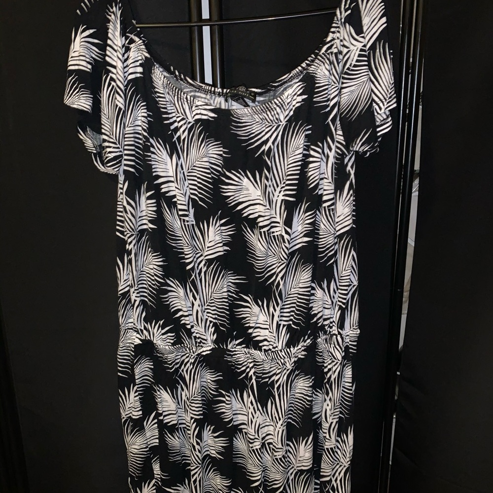 Forever21 Black and White Romper